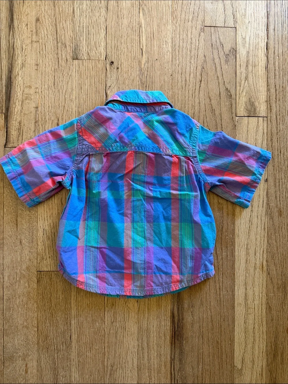 Old Navy Kids Plaid‎ Short Sleeve Button-Up Shirt Blue, Pink & Green 6-12 month